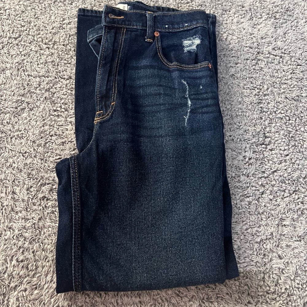 Abercrombie & Fitch Women's Straight Leg Jeans in Dark Indigo